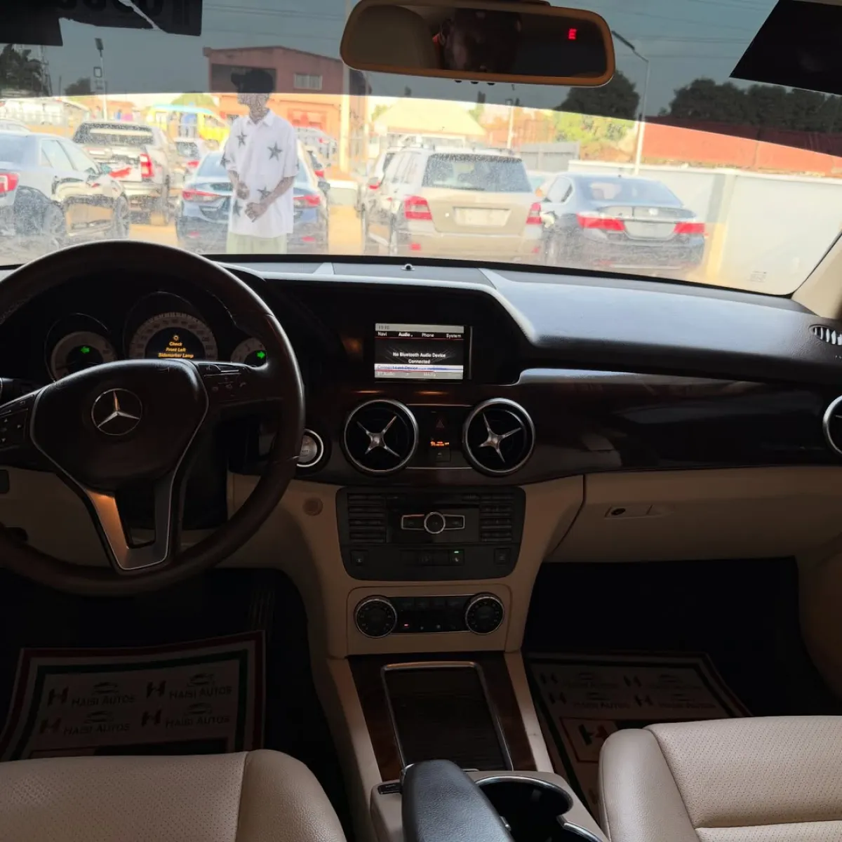 I deal on foreign and Nigeria used cars at affordable prices cal - Image 9
