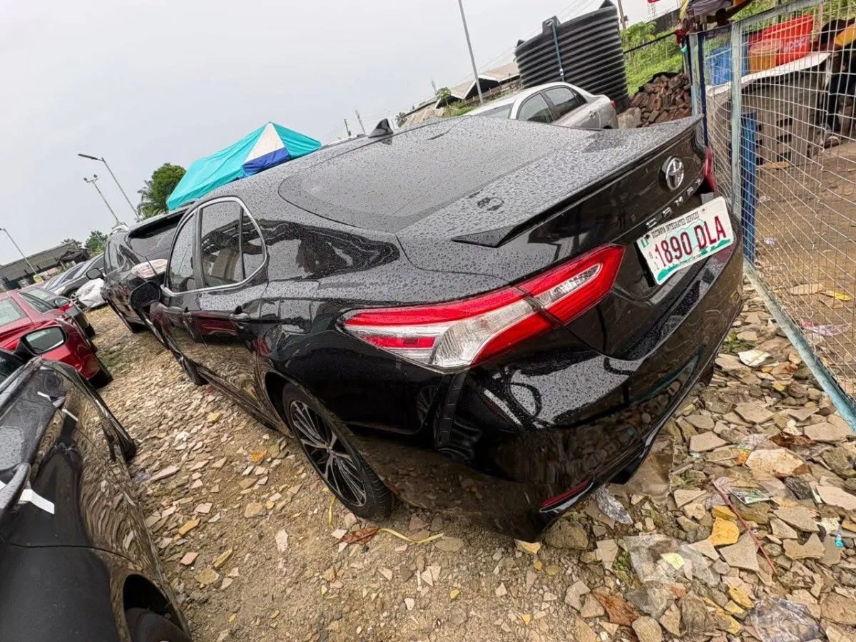 clean neat direct registered used 2019 Toyota Camry - Image 2