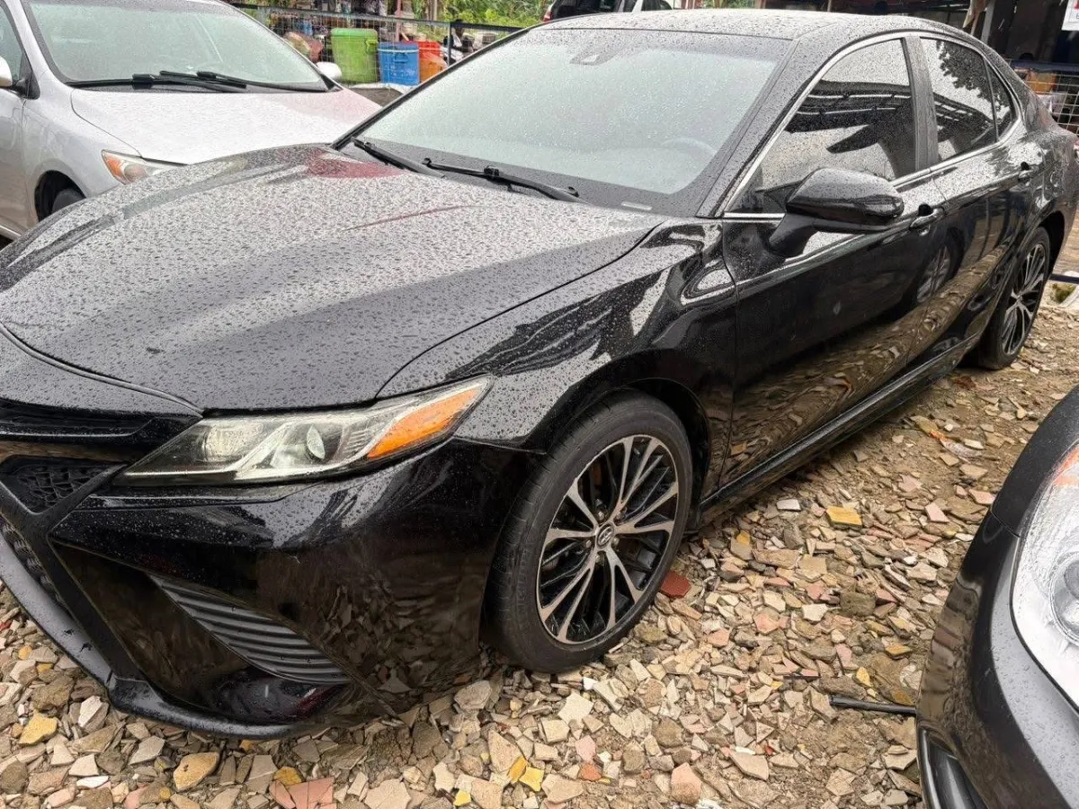 clean neat direct registered used 2019 Toyota Camry - Image 3