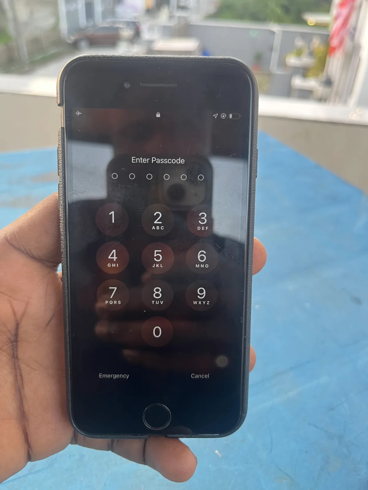iPhone 8 - Image 5