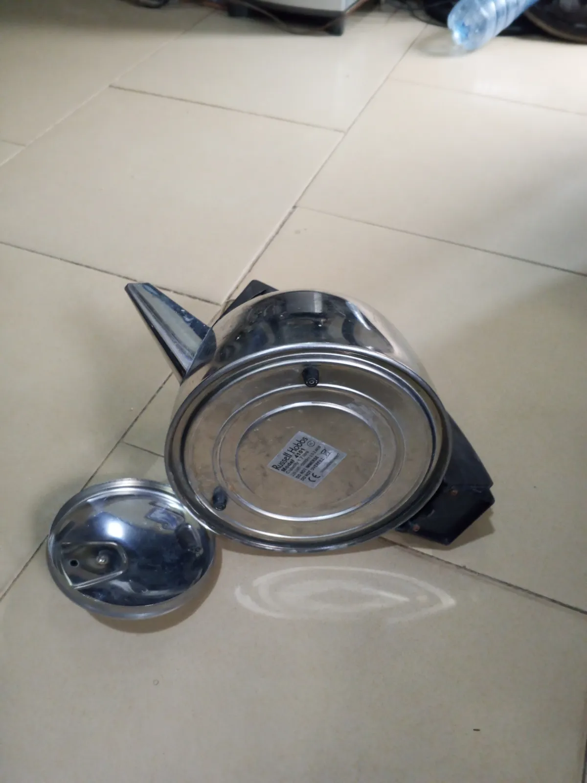 Electric Kettle 1. 7ltrs - Image 2