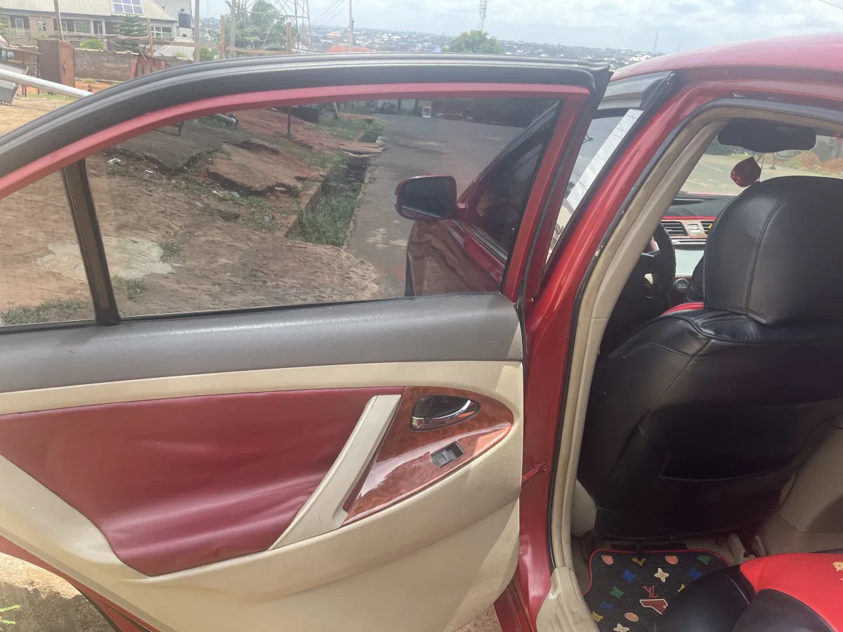Toyota Camry spider - Image 3