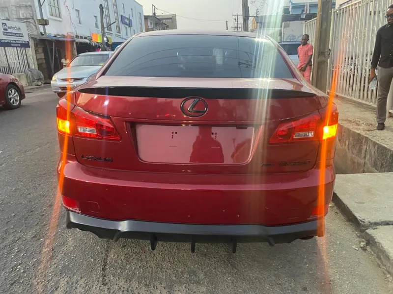clean Lexus is 250 model