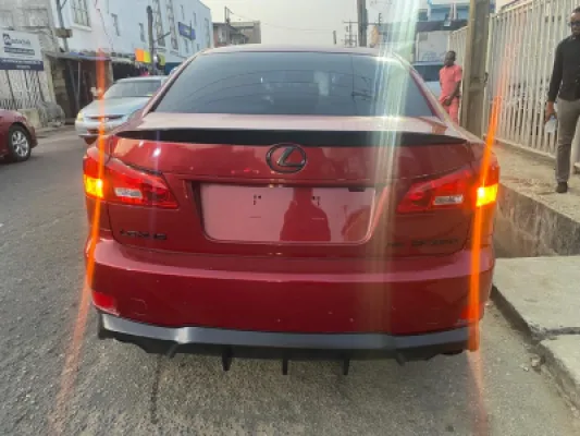 clean Lexus is 250 model