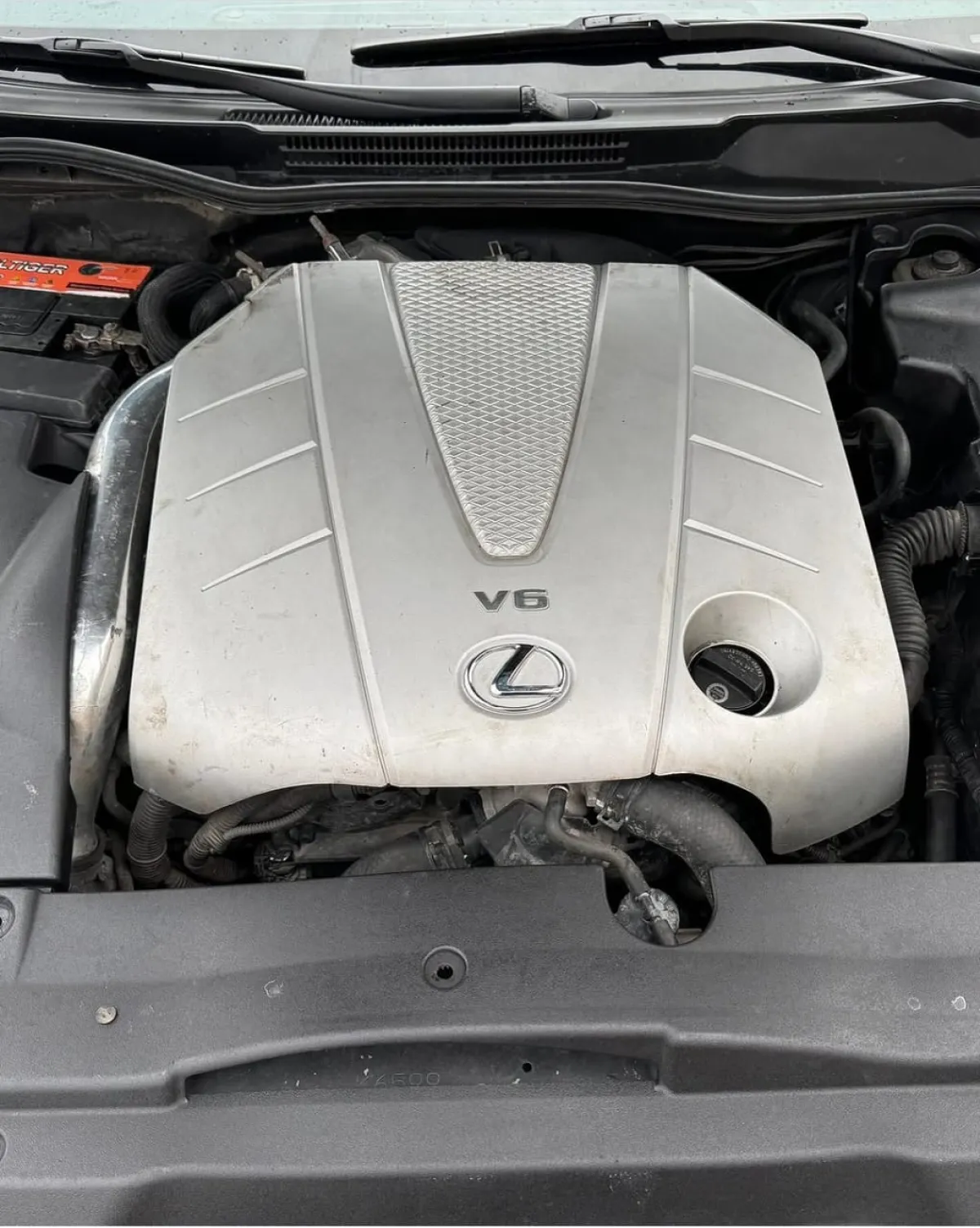 clean Lexus ES 350 model - Image 8