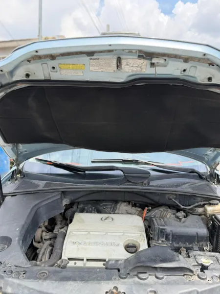 Clean Registered 2005 Lexus RX (Performance Edition)