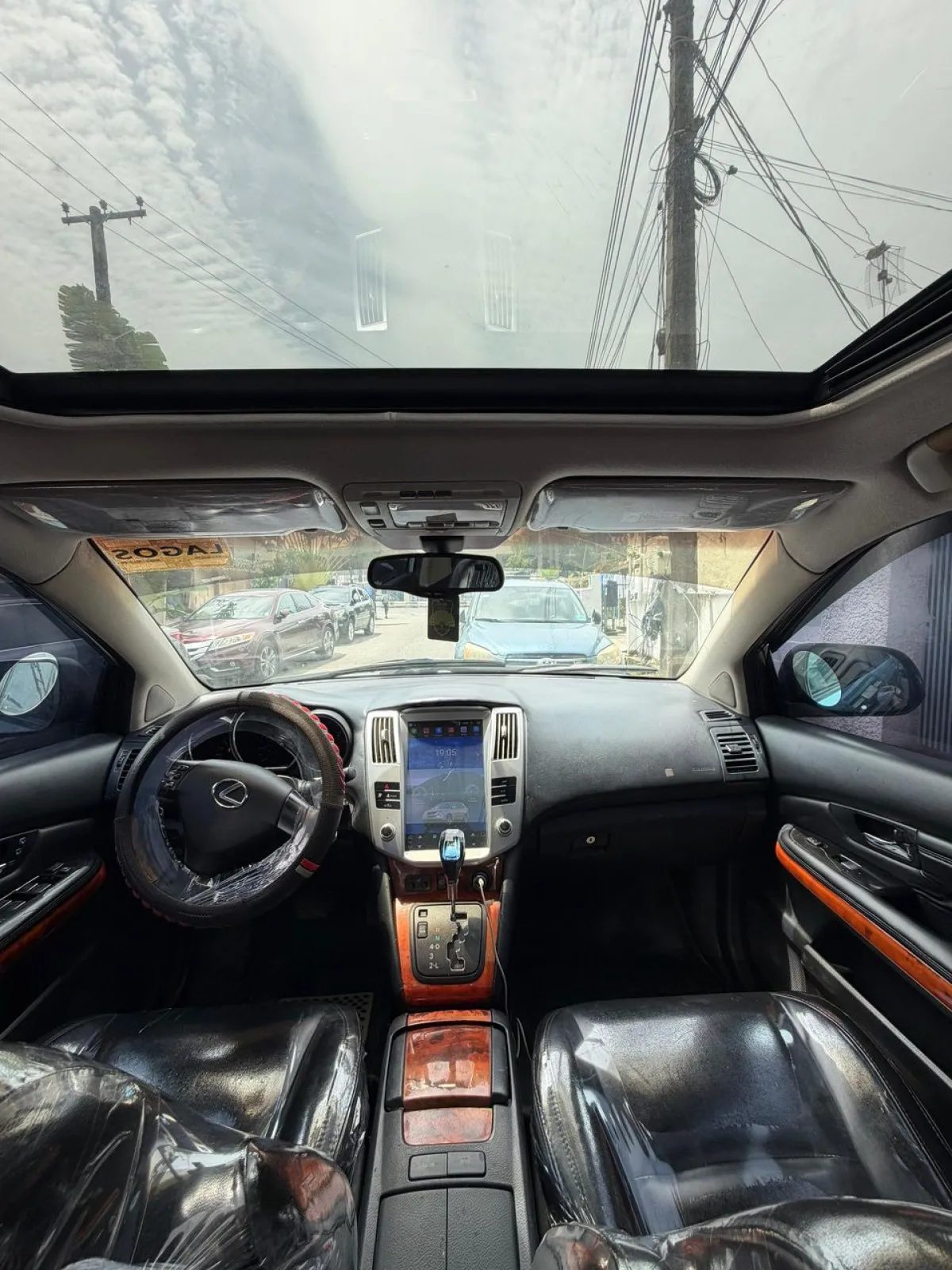 Clean Registered 2005 Lexus RX (Performance Edition) - Image 5