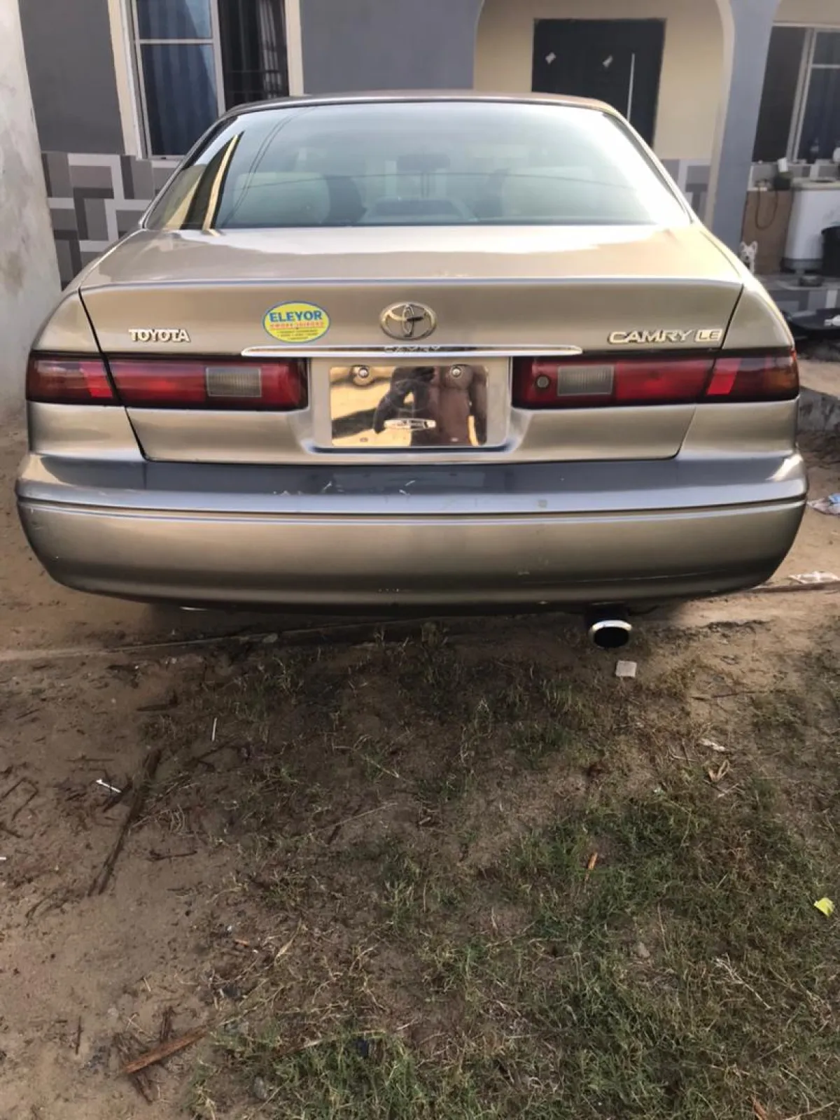 car - Image 3