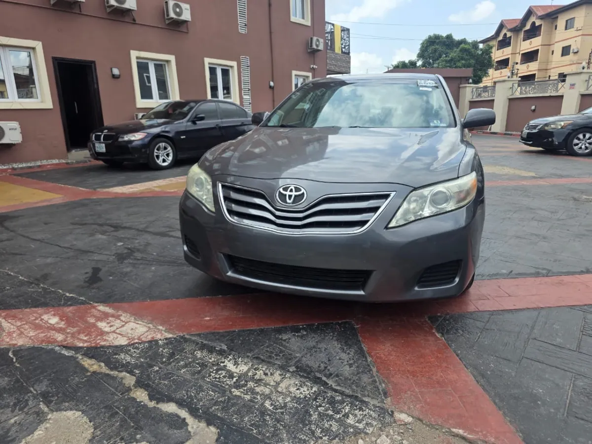 Foreign use Toyota Camry 2010 - Image 1