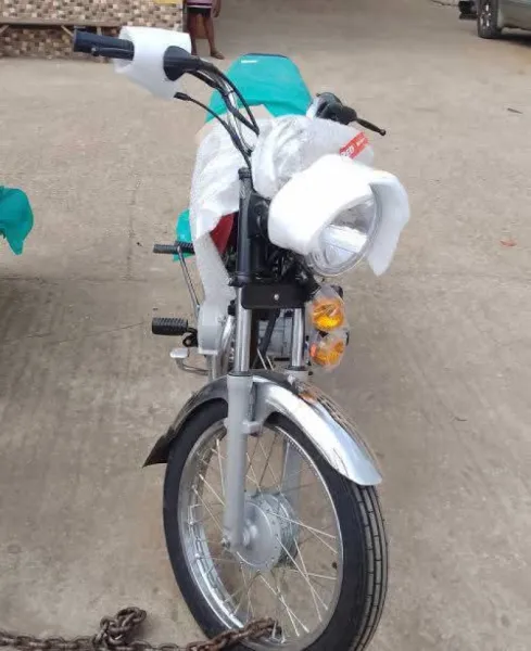 Bajaj boxer