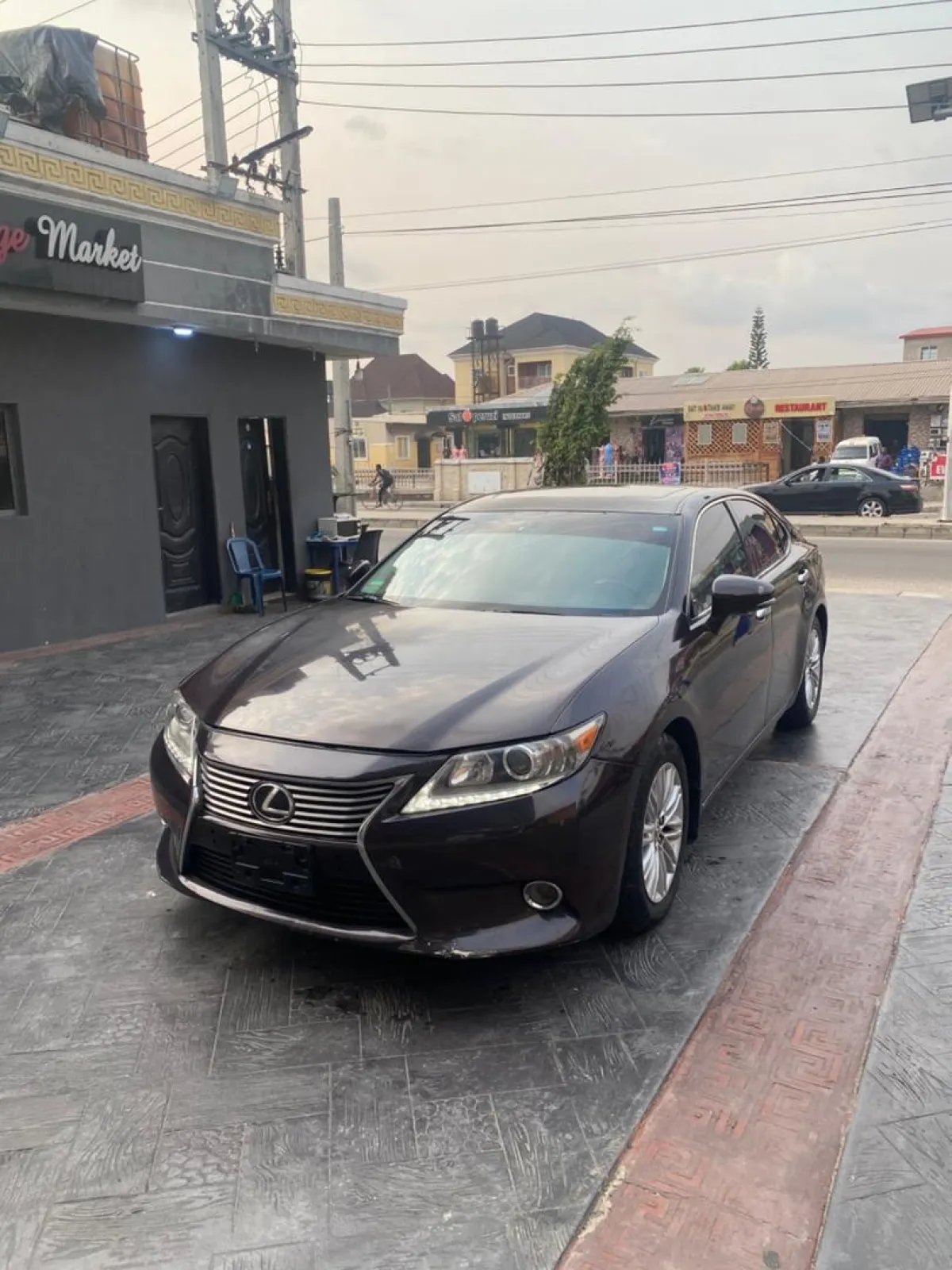 Registered Lexus ES350 2014 Full Option - Image 2
