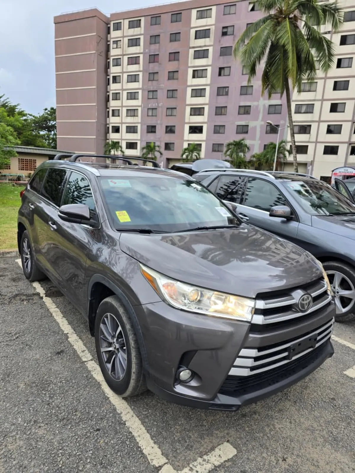 Foreign Used Toyota Highlander 2019 XLE - Image 1