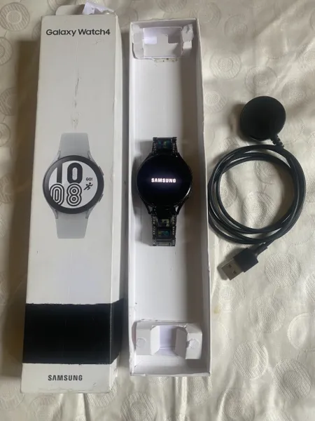 Samsung Galaxy Watch 4 LTE-GPS 44MM