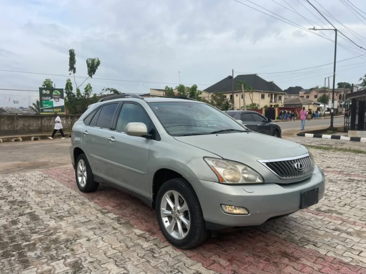Lexus 350 Year 2008 - Image 1
