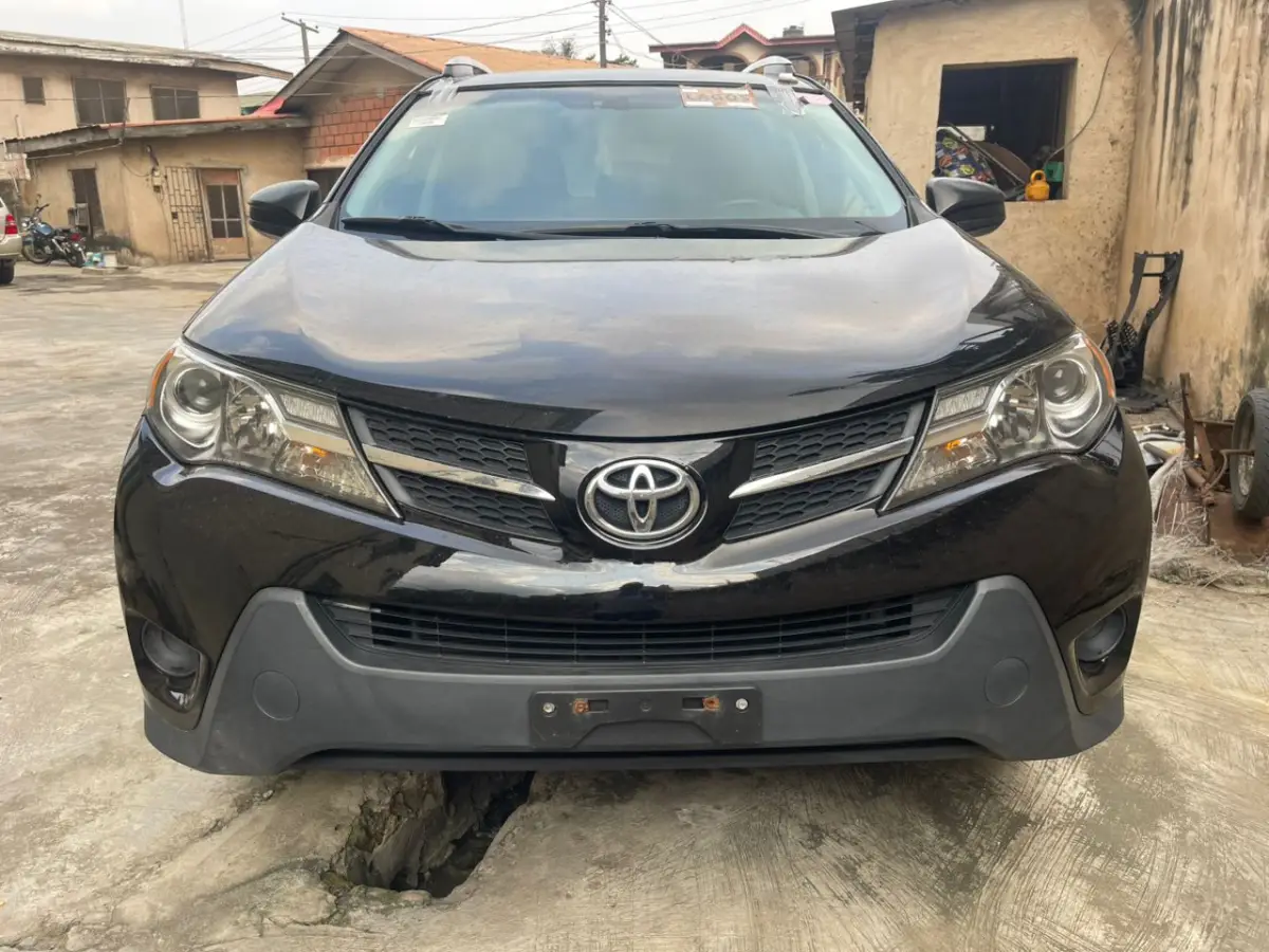 VERY CLEAN TOYOTA RAV4 SUV AWD 2015. Price: 21M - Image 1