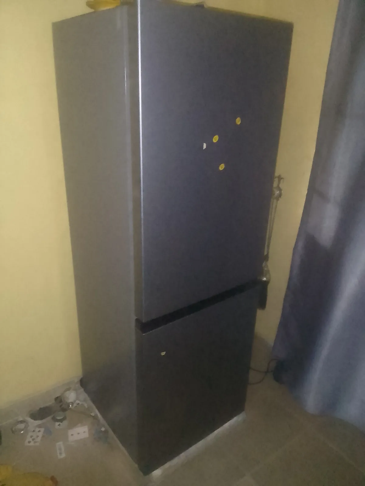 Refrigerator - Image 4