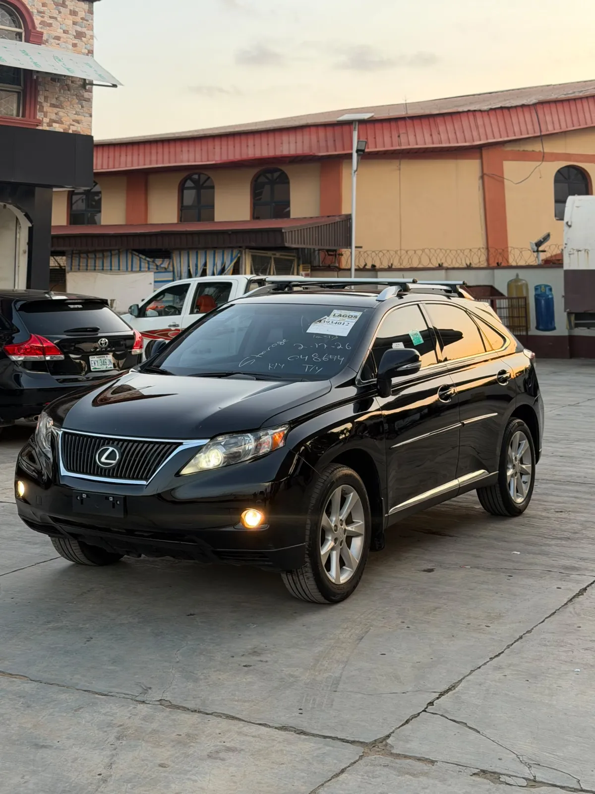 Foreign Used Lexus RX350 2011 Full Option AWD - Image 2