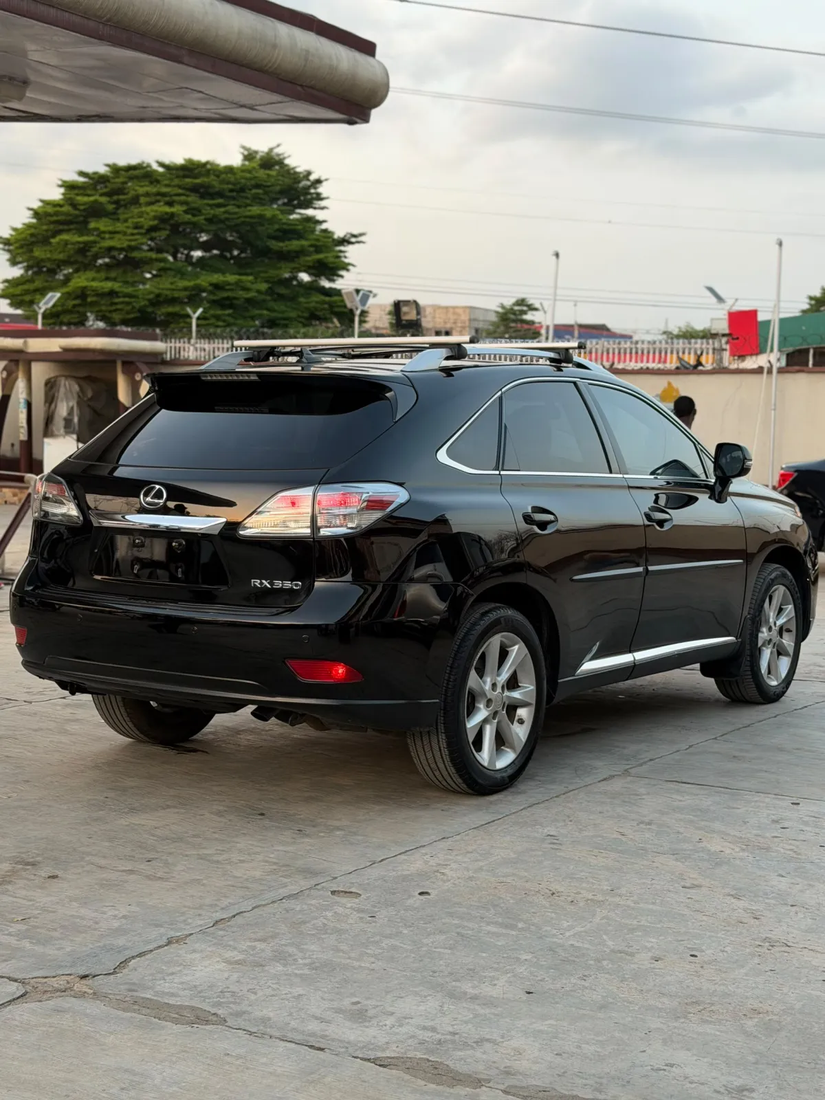 Foreign Used Lexus RX350 2011 Full Option AWD - Image 9