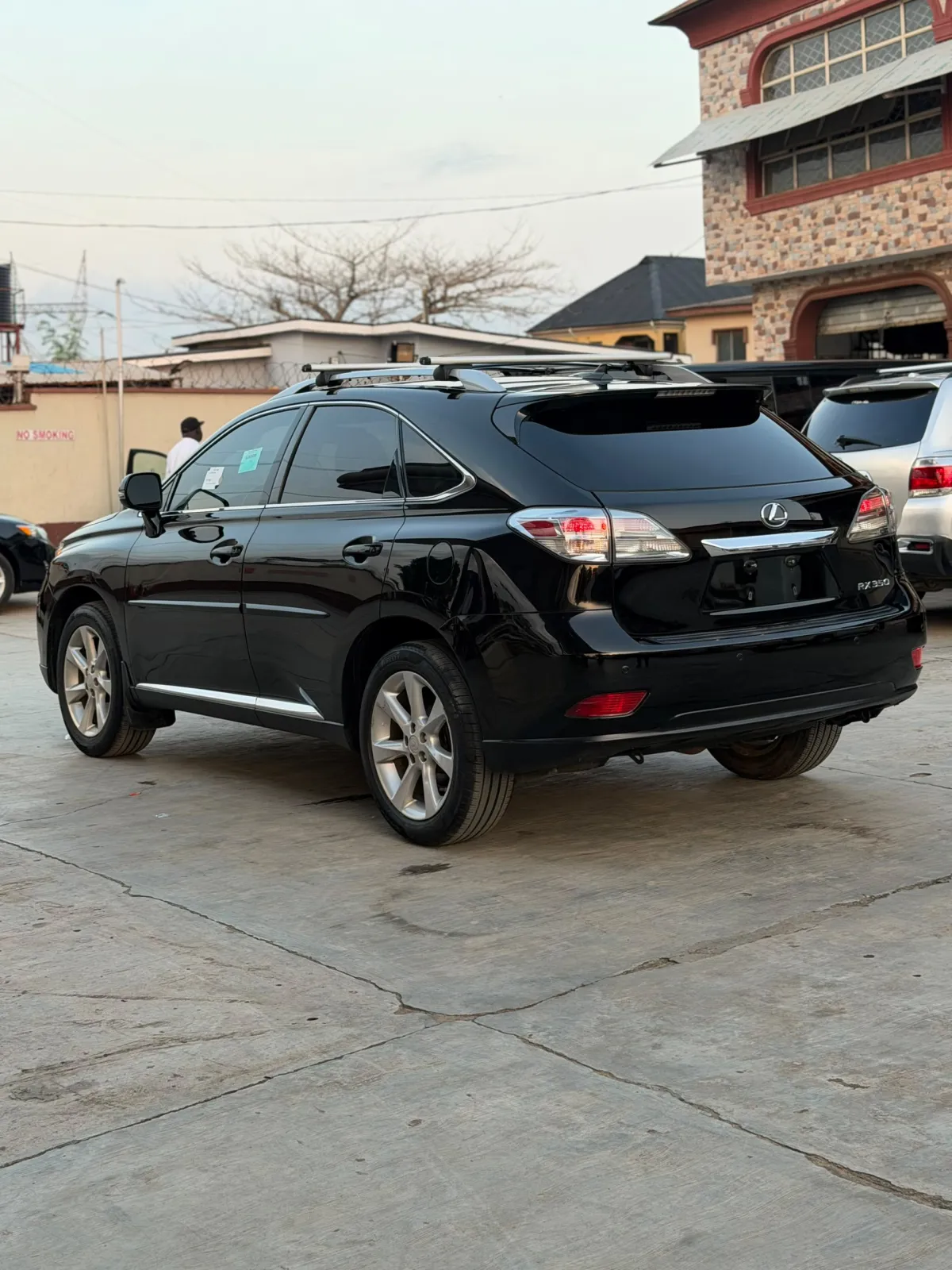 Foreign Used Lexus RX350 2011 Full Option AWD - Image 10