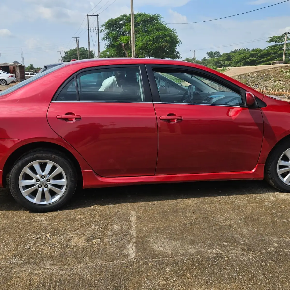 Toyota Corolla sports 2010 - Image 9
