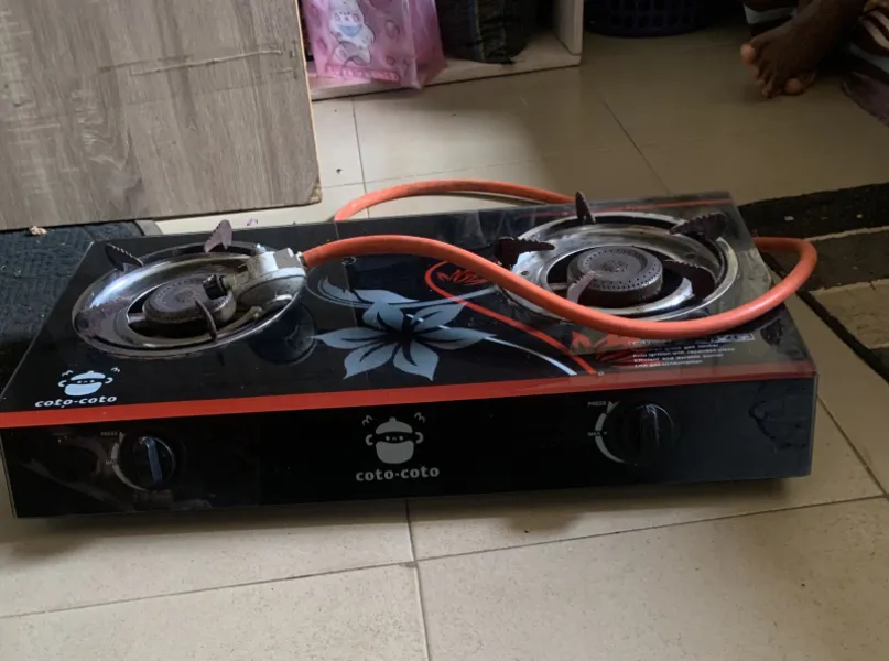 Gas stove