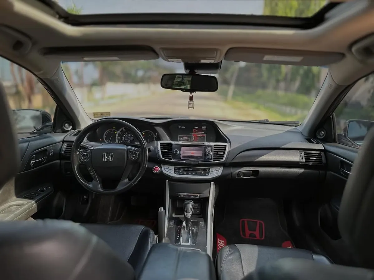 Honda Accord - Image 5