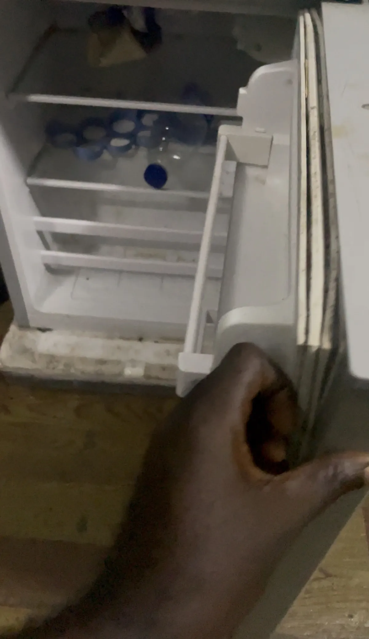 Skyfun fridge - Image 1