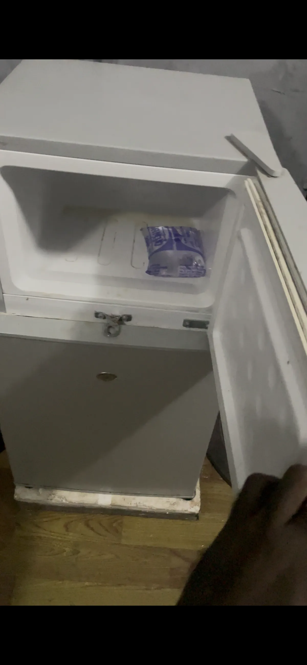Skyfun fridge - Image 3