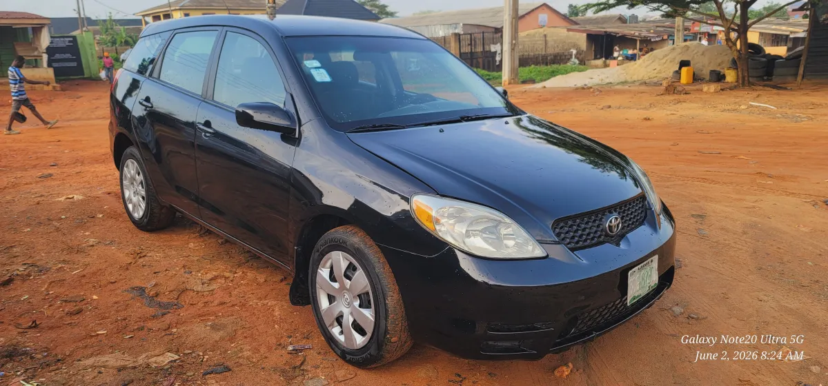 TOYOTA matrix 05 - Image 2