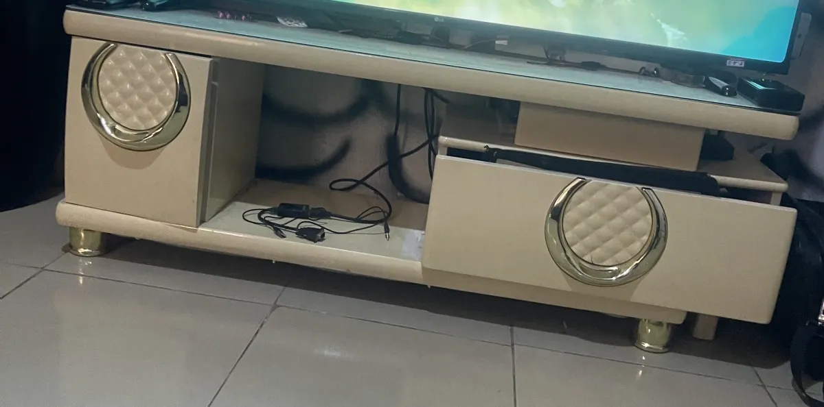 TV Console - Image 1