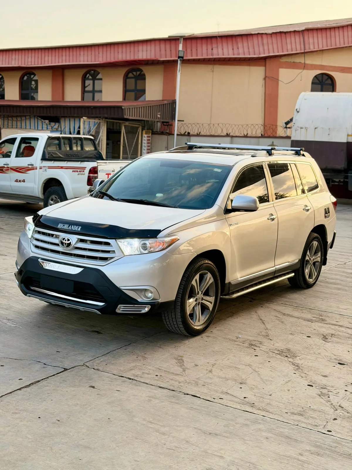 Registered Toyota Highlander 2012 Limited Edition - Image 2