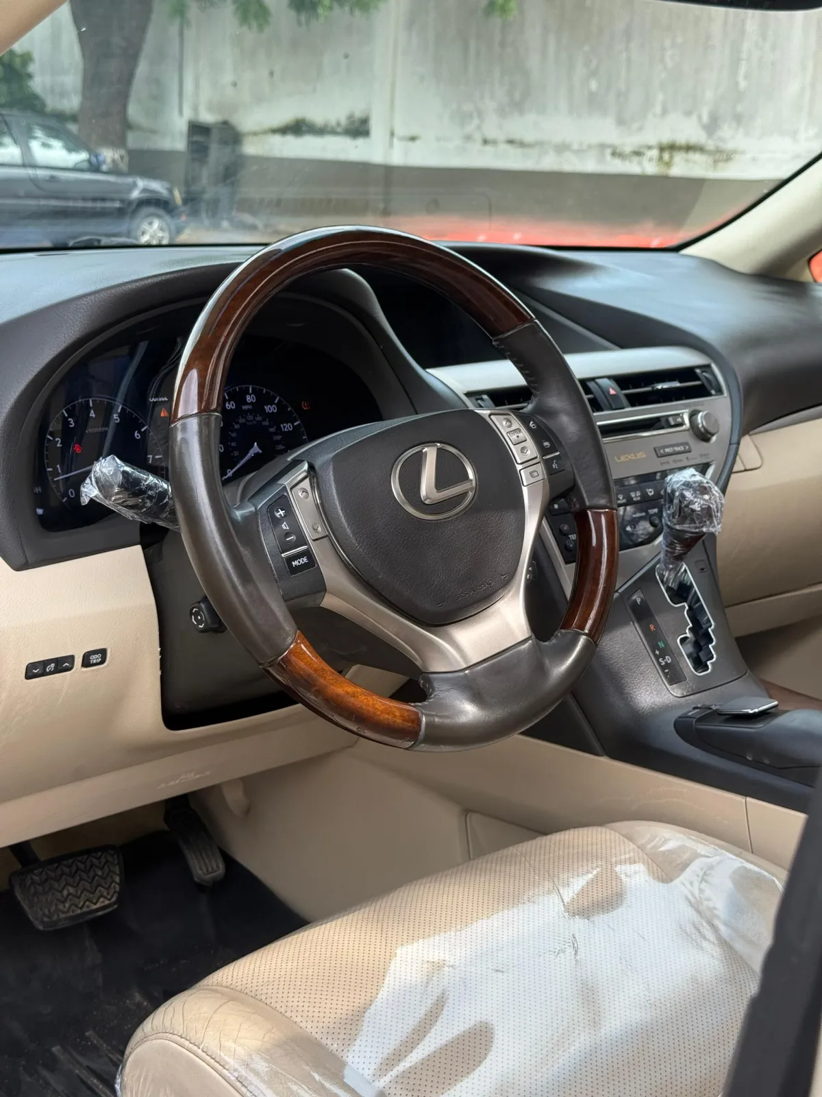 2014 Lexus RX 350 Premium Luxury SUV - Image 3