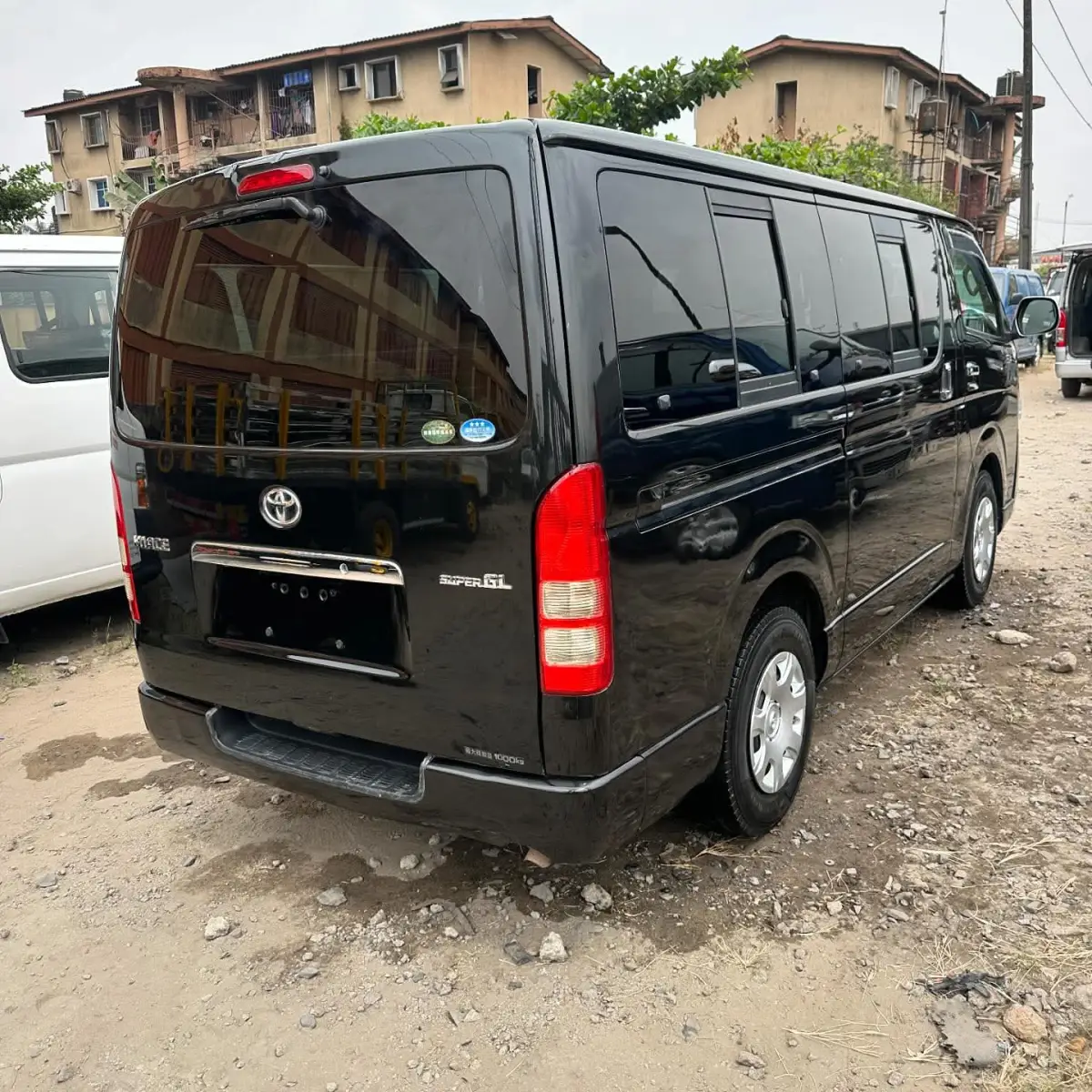 TOYOTA HUMMER BUS - Image 4