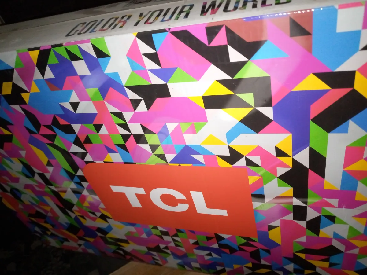 Assorted High Definition LED TVs, various sizes, 50"and 32". - Image 2