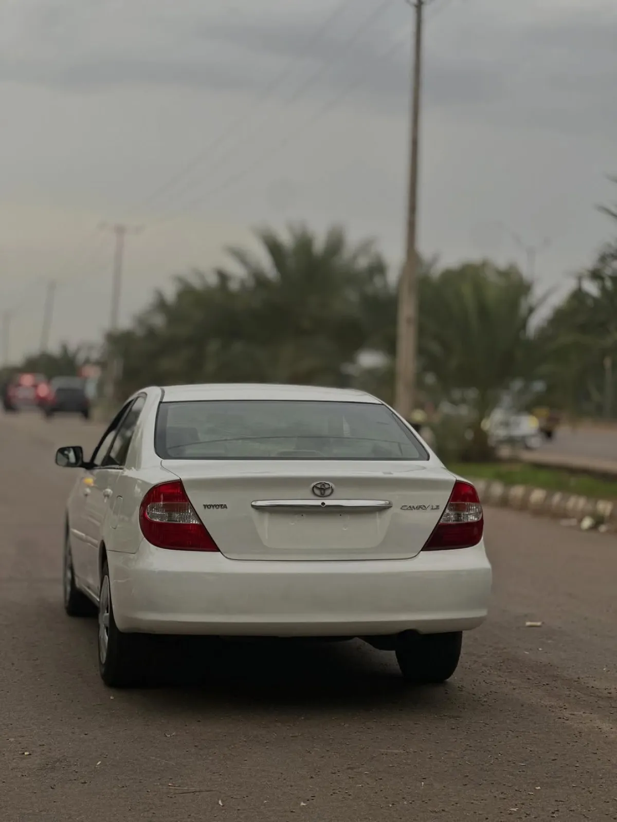 Toyota Camry - Image 3