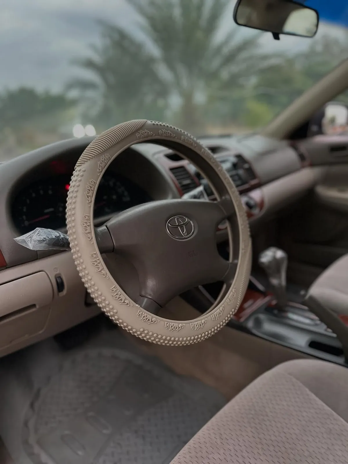 Toyota Camry - Image 4