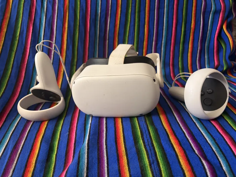 VR meta quest 2 oculus headset