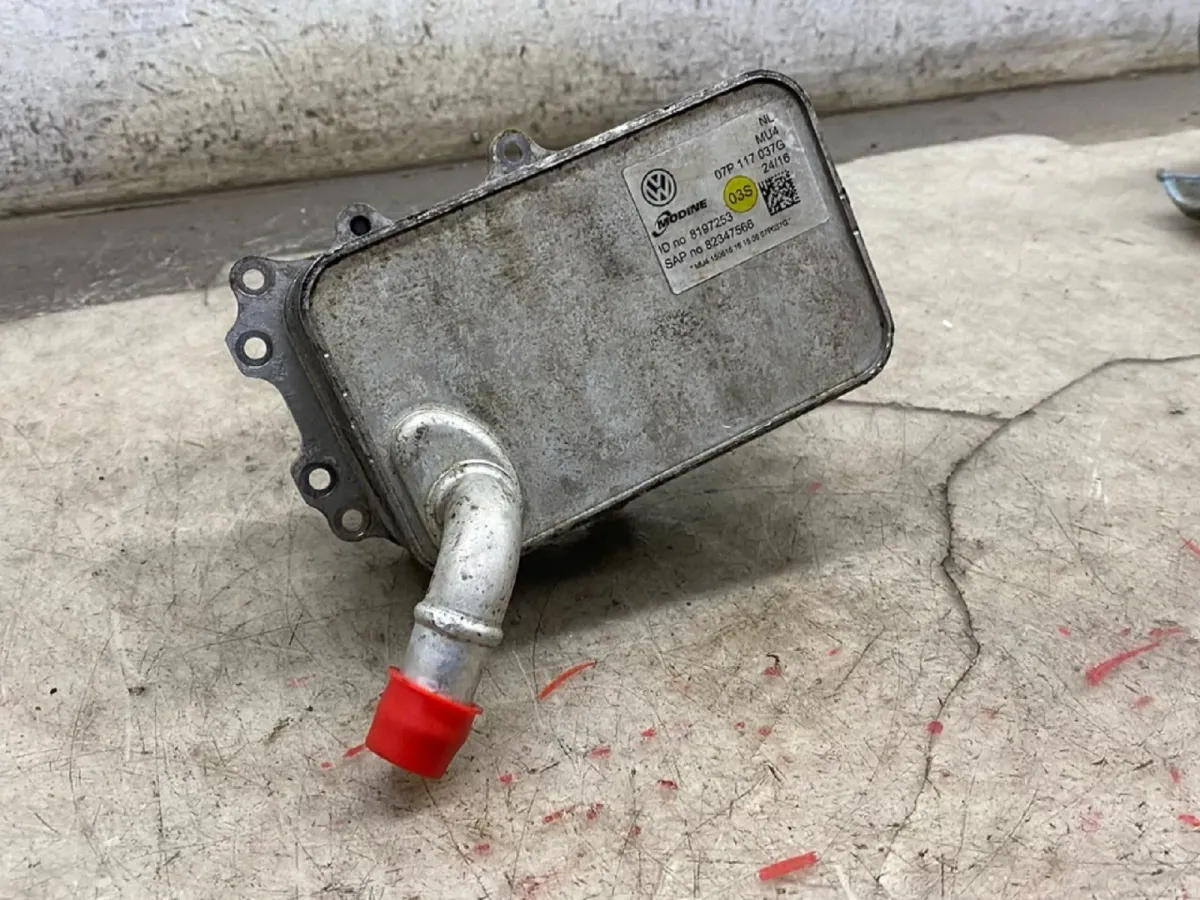 Bentley Bentayga W12 2018 Engine Oil Cooler available near me Lagos Nigeria - Image 2