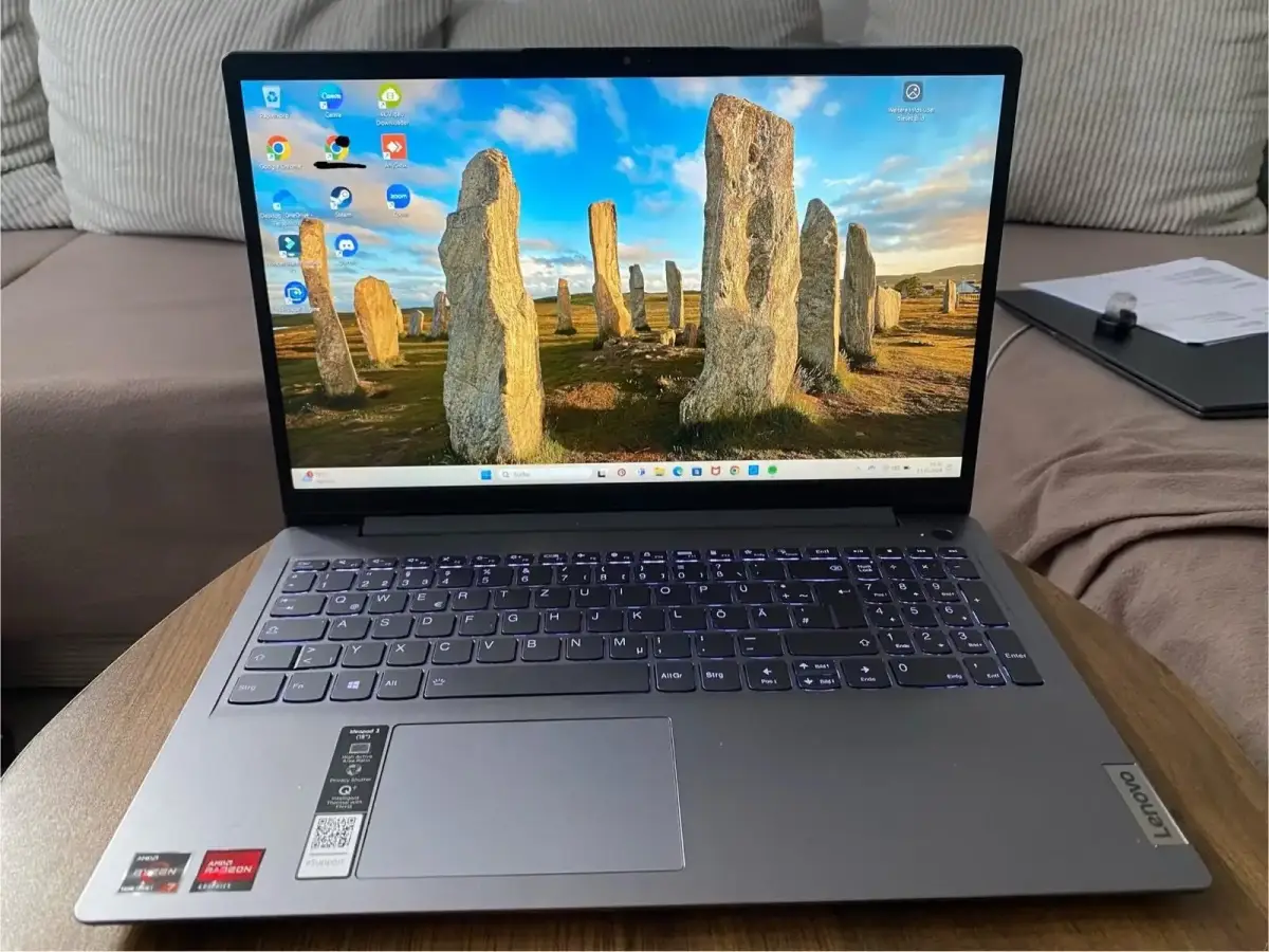 Lenovo IdeaPad 3 Laptop (Ryzen 7, 16GB) - Image 1