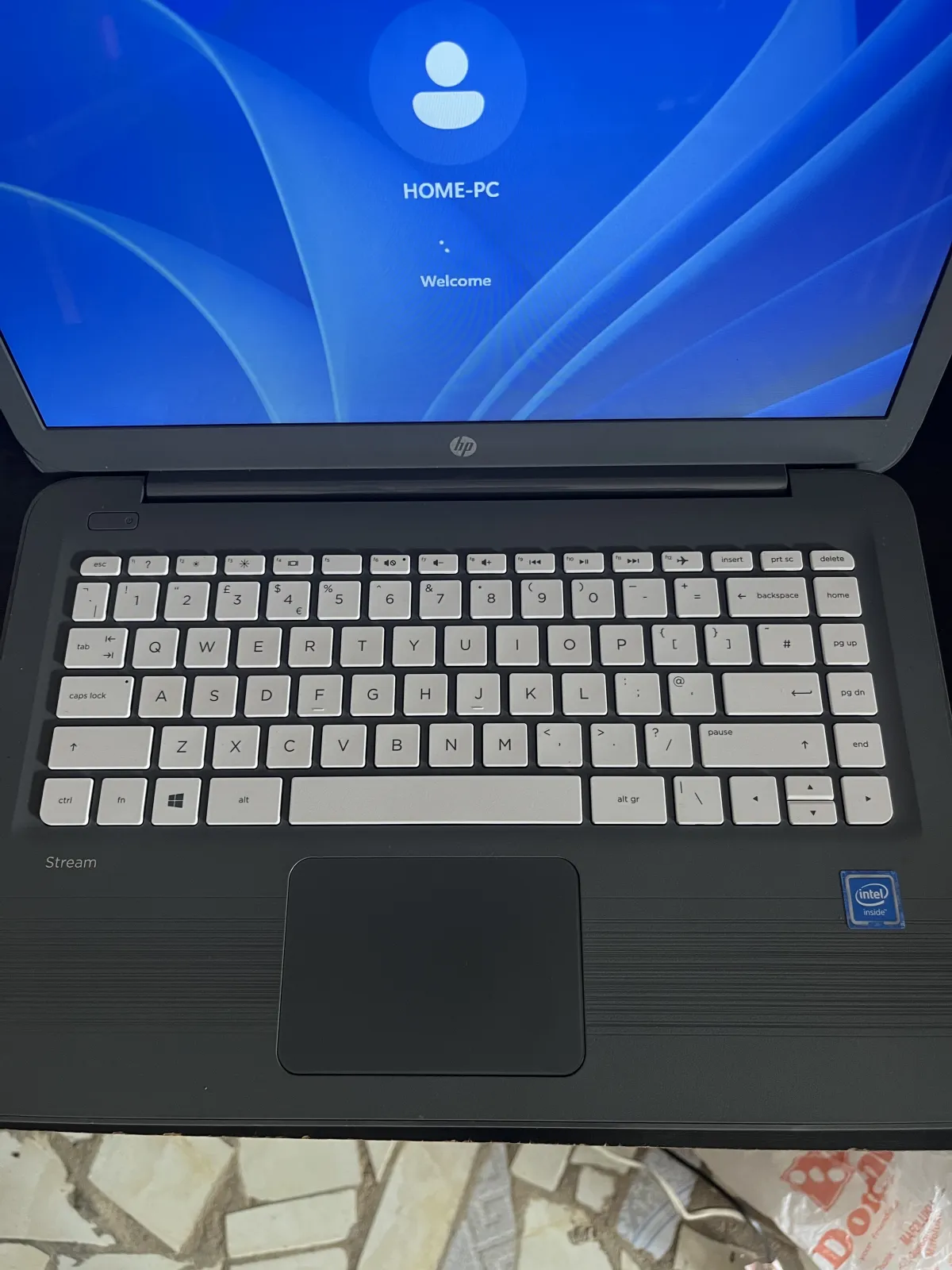 HP Stream 14 Laptop - Image 4