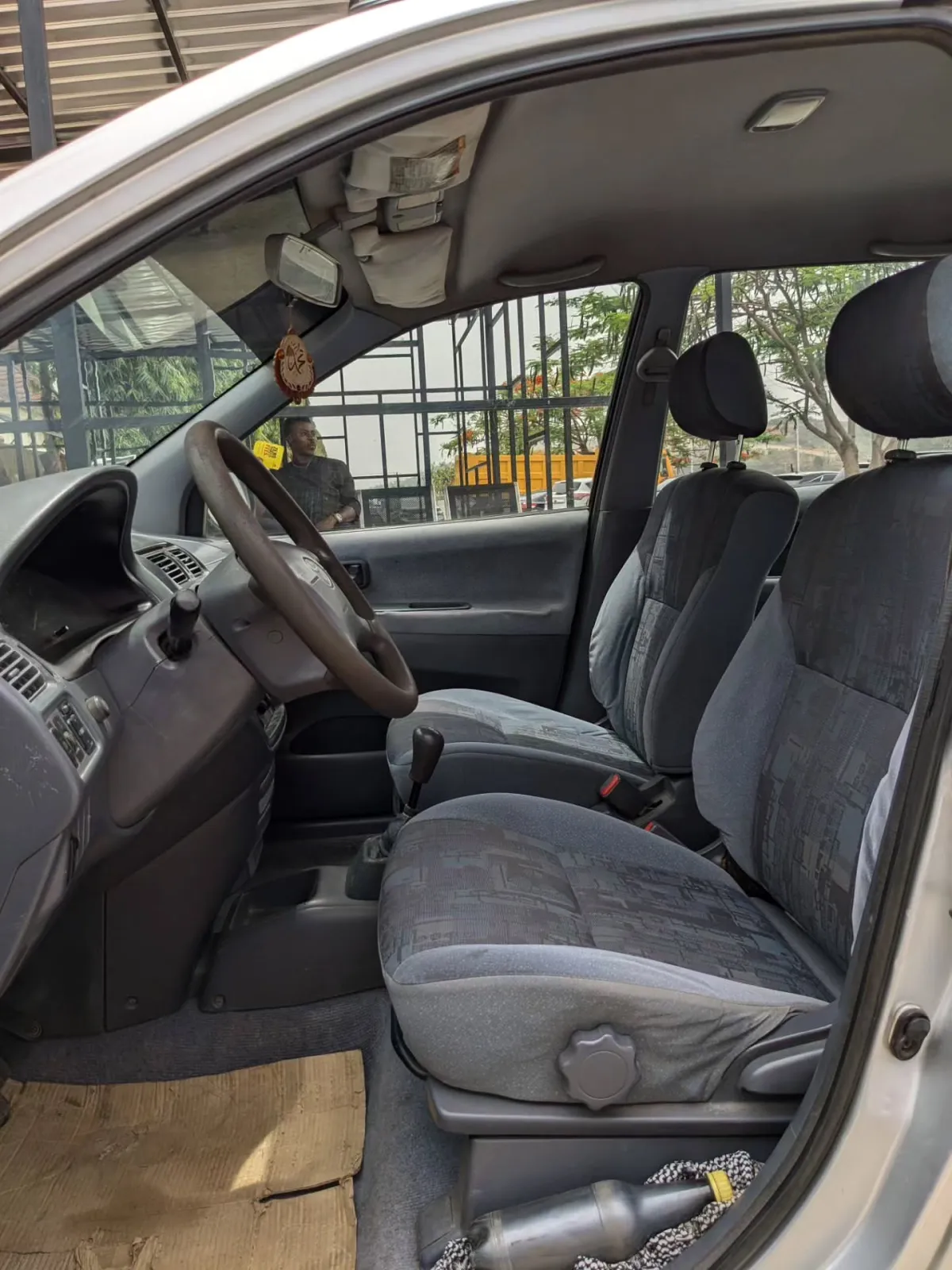 Super Distress Extremely Clean Foreign Used Toyota picnic - Image 2