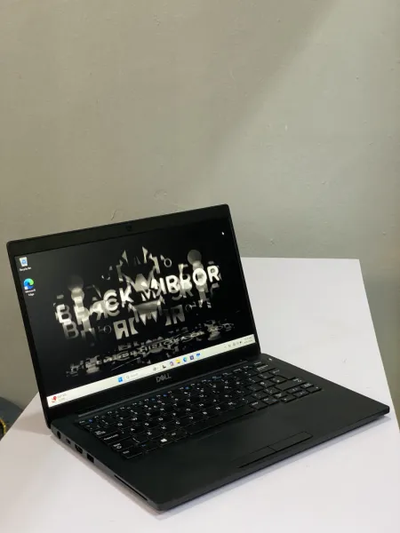 Dell Latitude 7390 Core i7 8th Gen 8GB RAM 256GB SSD