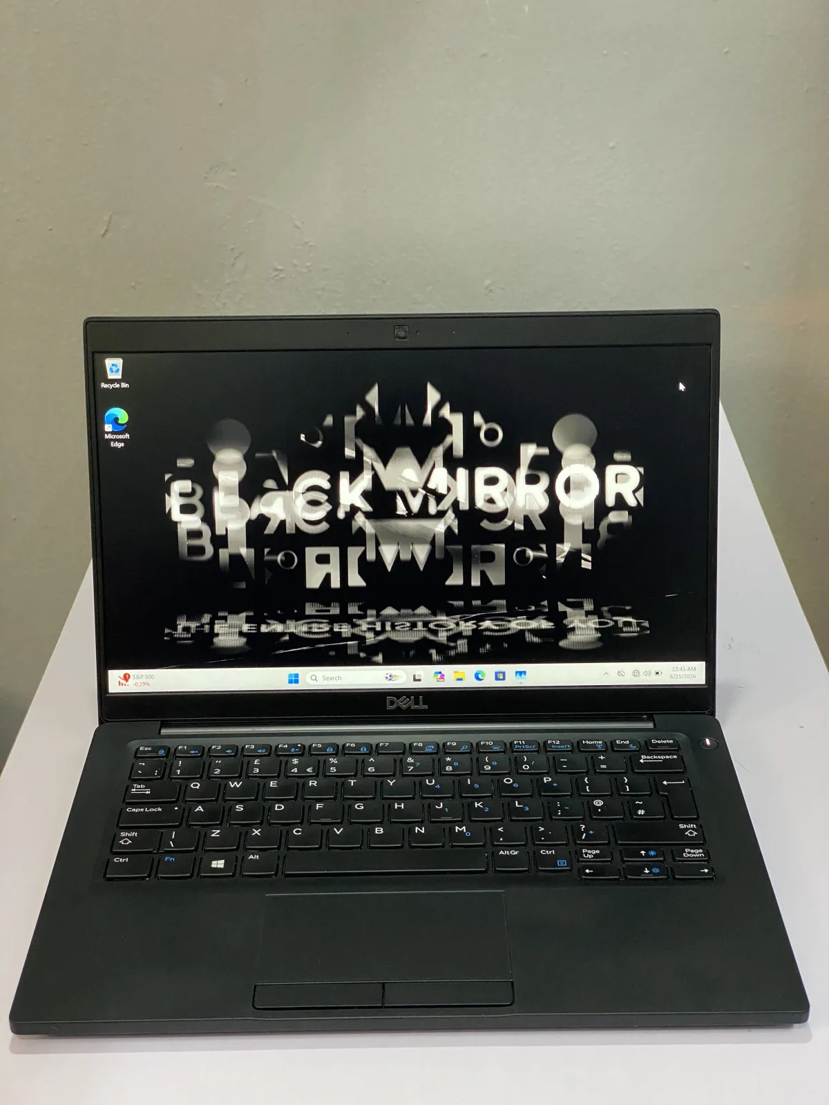 Dell Latitude 7390 Core i7 8th Gen 8GB RAM 256GB SSD - Image 2