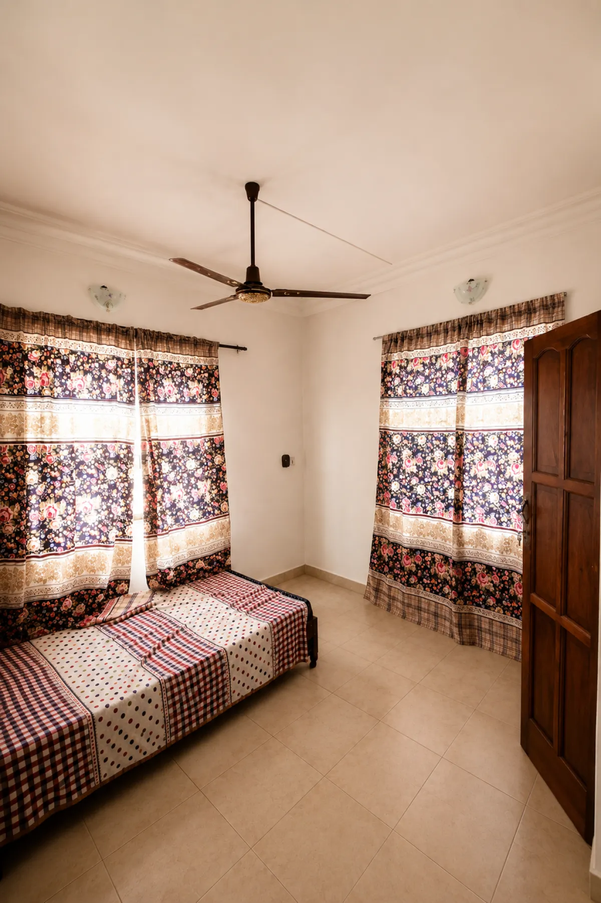 PROPERTY FOR SALE - Image 7