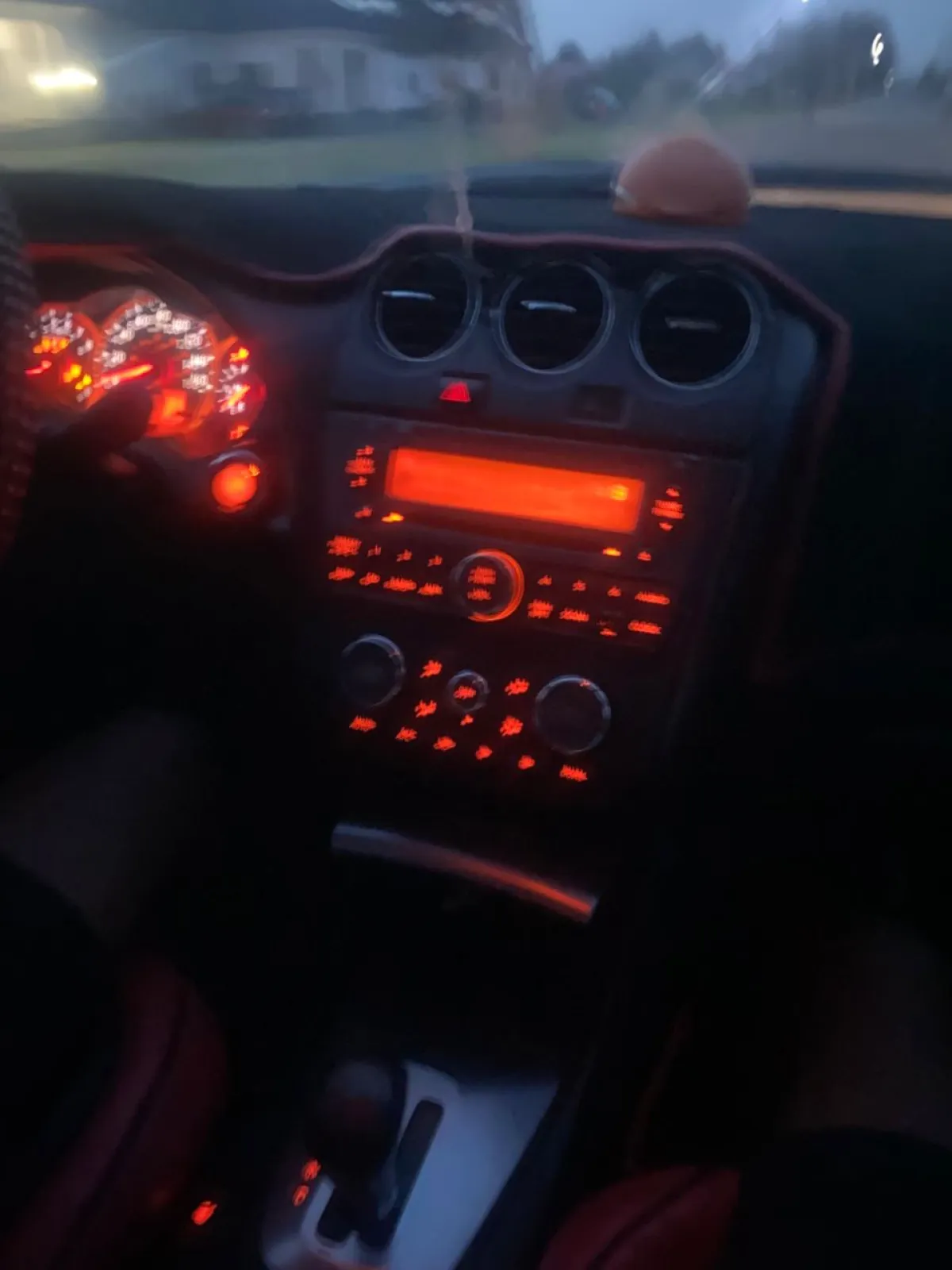 Car - Image 4