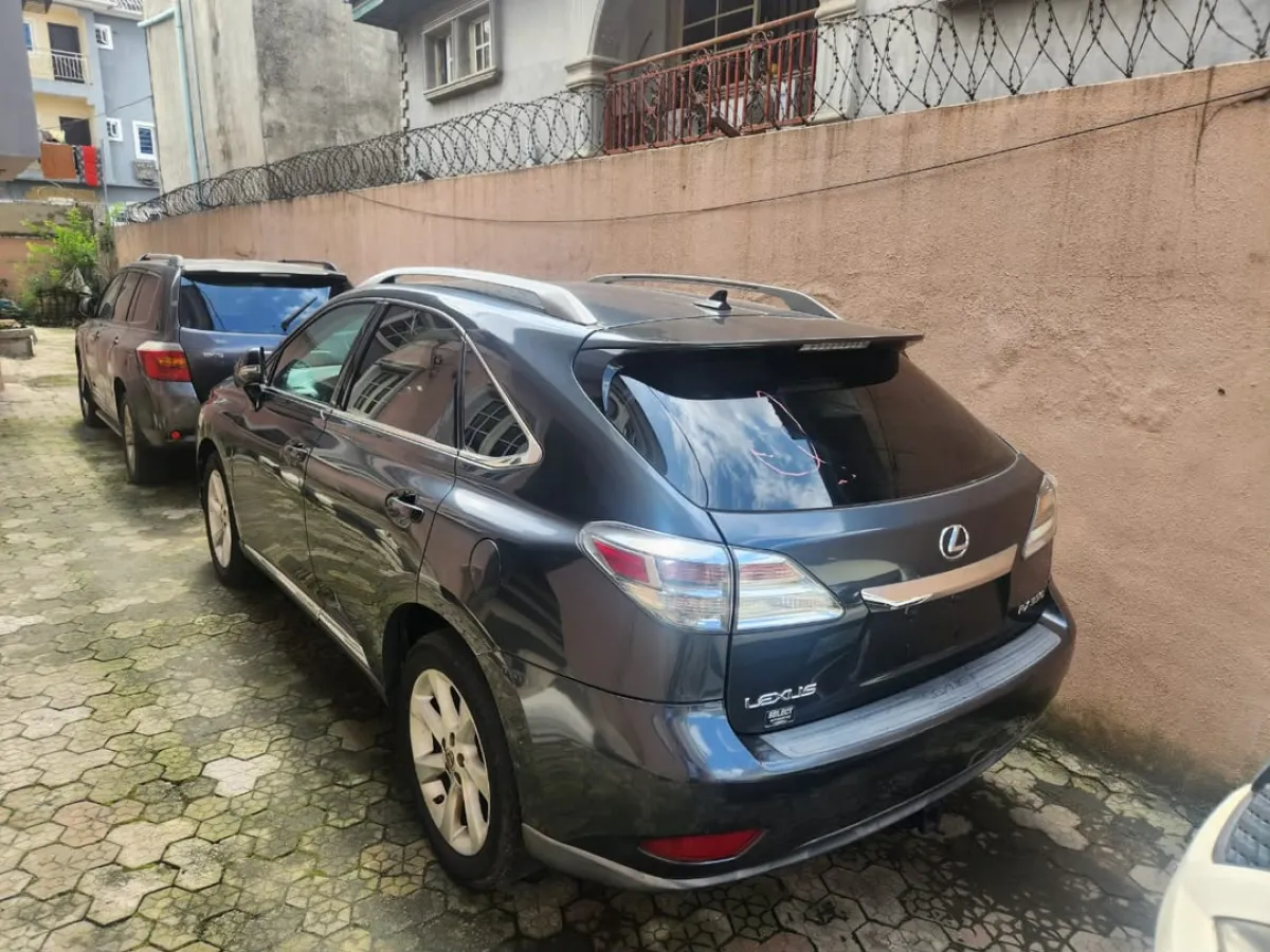 Foreign Used Lexus RX350 2010 Full Option - Image 4