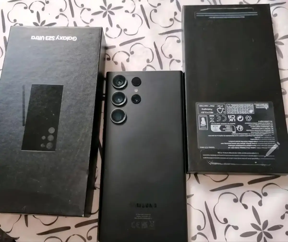 Samsung Galaxy S23 Ultra - Image 1