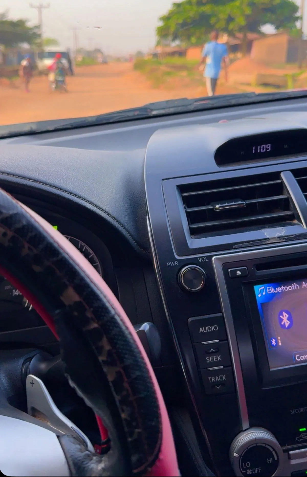 car - Image 7