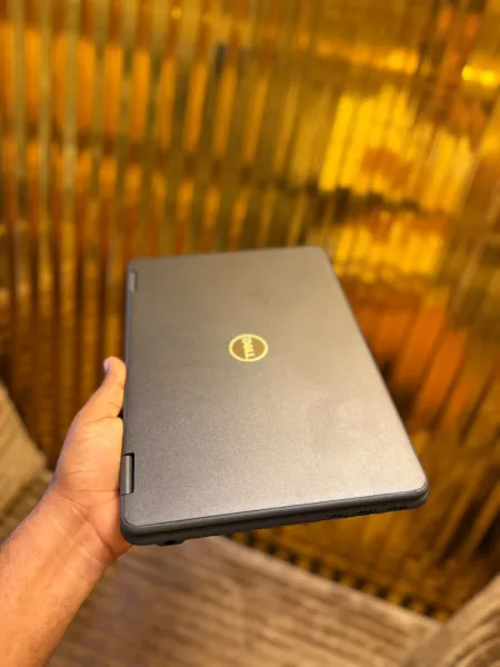 Dell Latitude 3190 2-in-1 Touchscreen