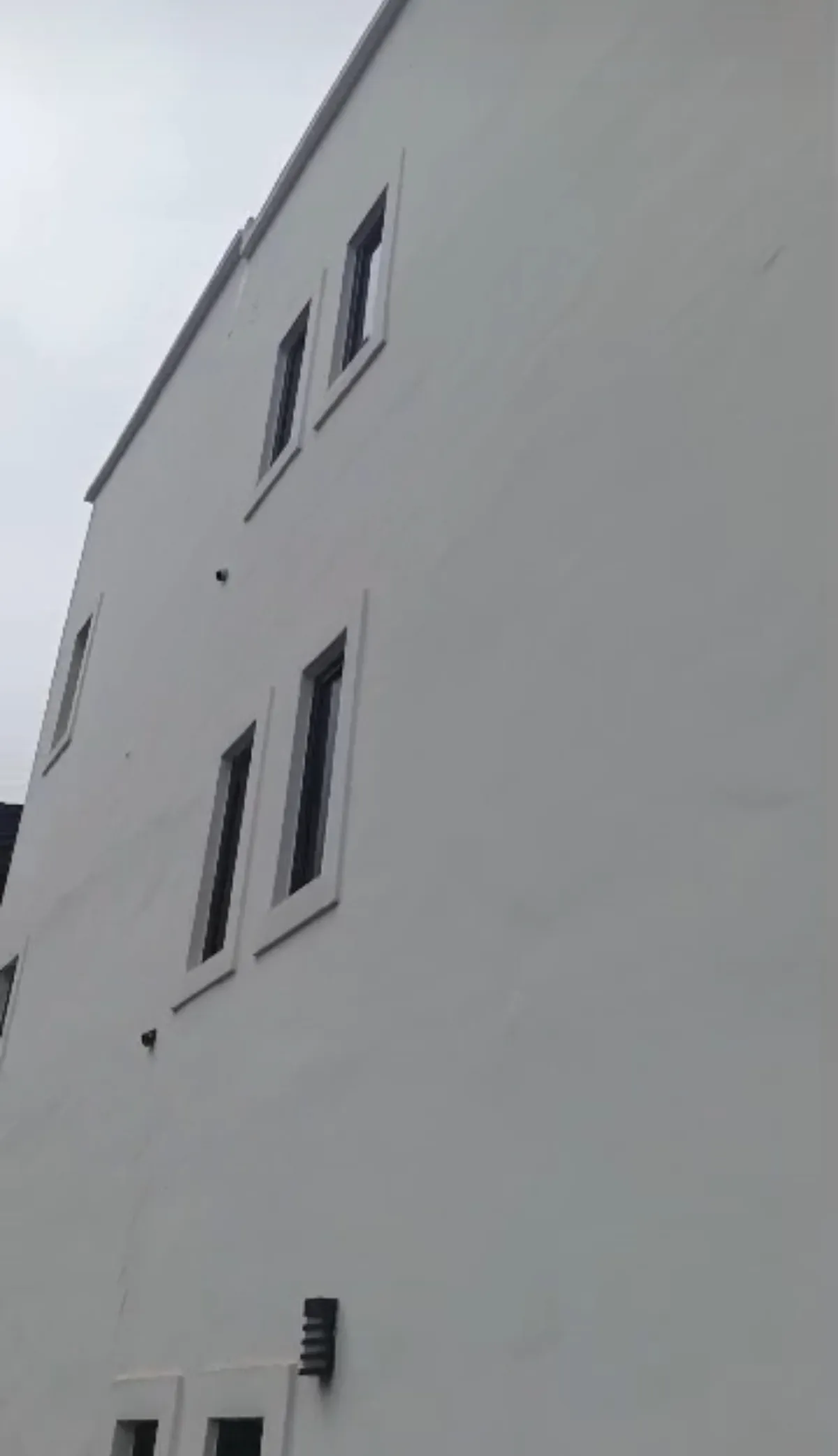 Fully furnished 5bedroom duplex - Image 3